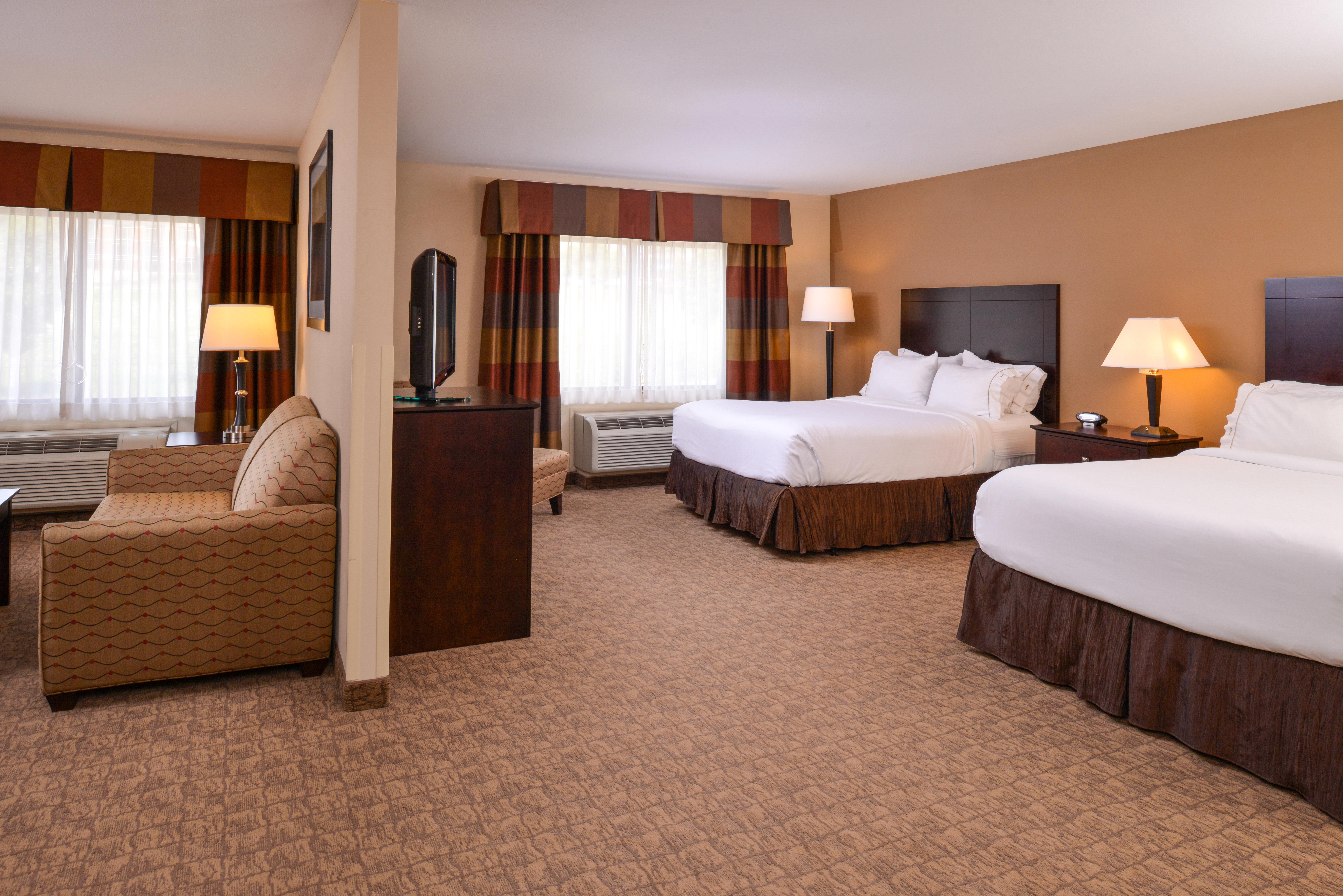 Holiday Inn Express & Suites Bridgeport By Ihg Exterior foto