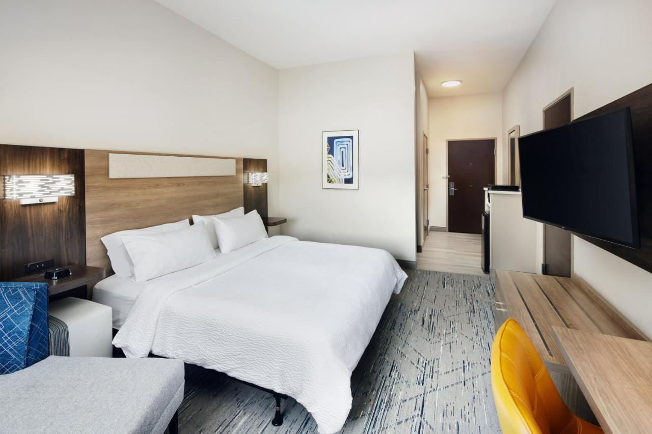 Holiday Inn Express & Suites Bridgeport By Ihg Exterior foto