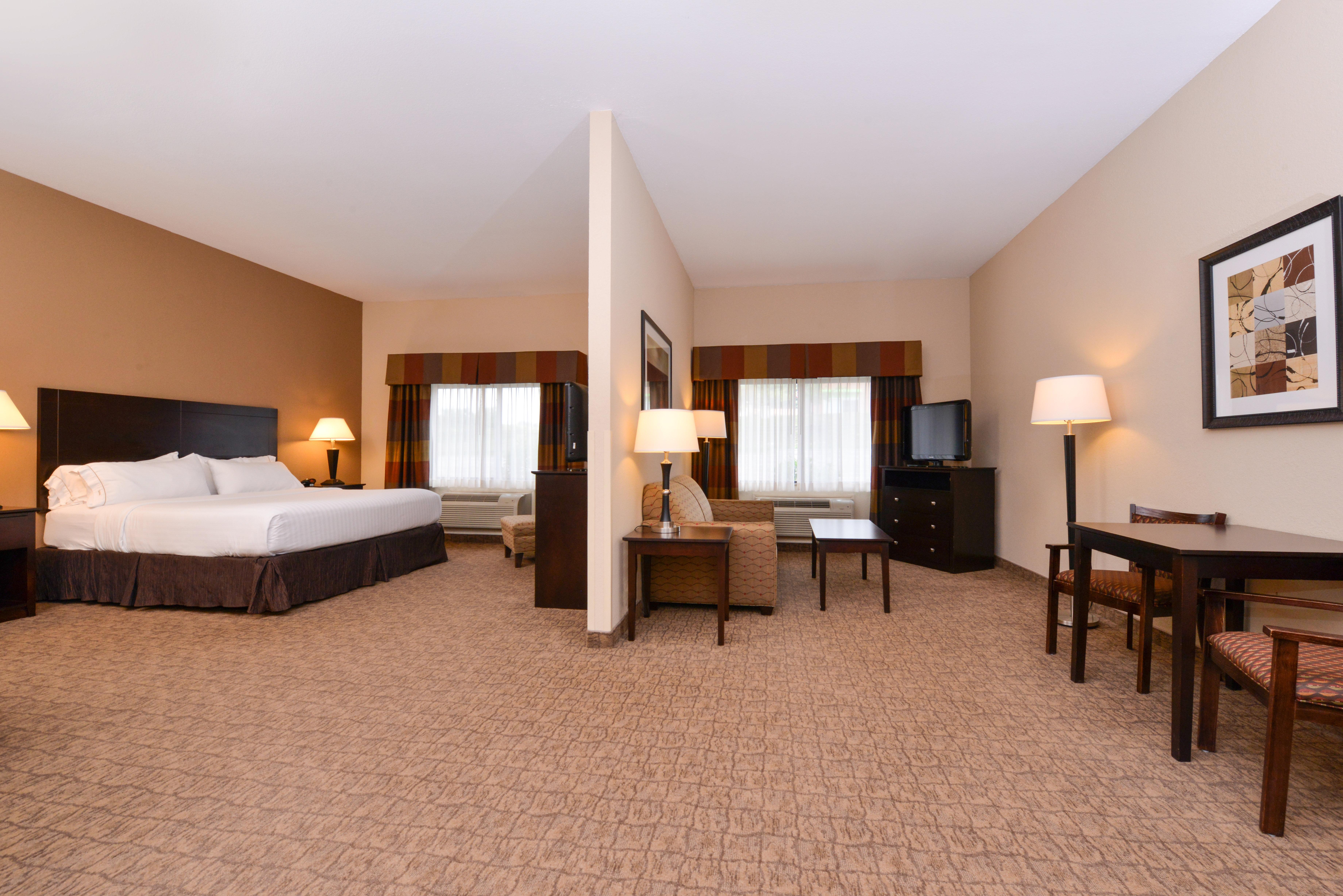 Holiday Inn Express & Suites Bridgeport By Ihg Exterior foto