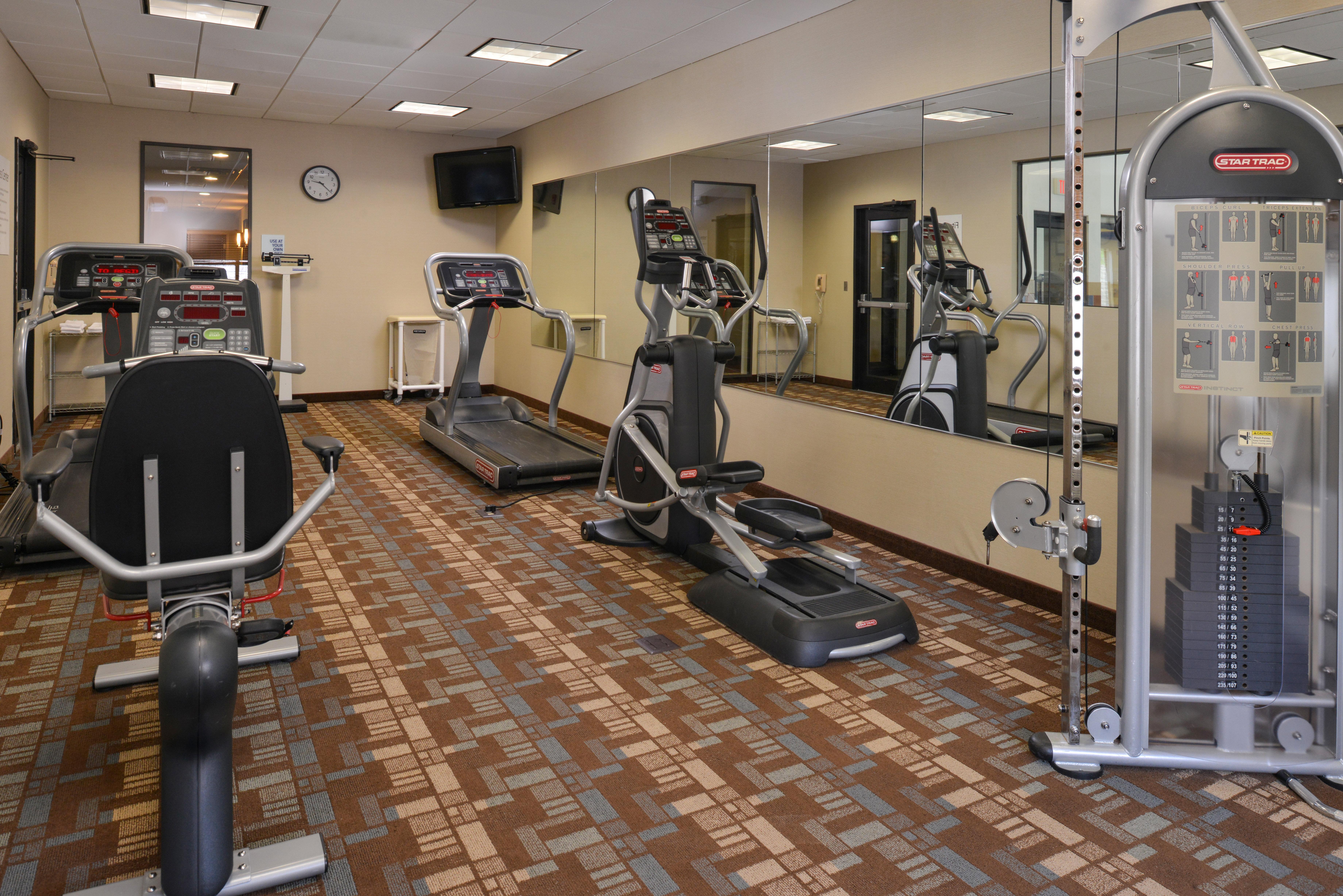 Holiday Inn Express & Suites Bridgeport By Ihg Exterior foto